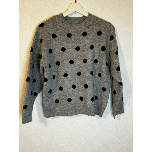 CHELSEA & THEODORE Women's Sweater Grey Black Polka Dot Size XS - Picture 1 of 4